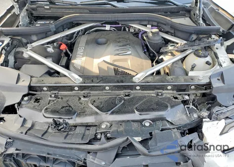 2025 BMW X7 xDrive40I z USA, uszkodzony, nr VIN 5UX23EM02S9X95637